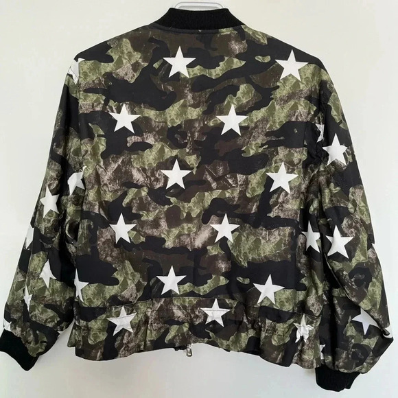 Stars  Camo Windbreaker size medium - Picture 4 of 5